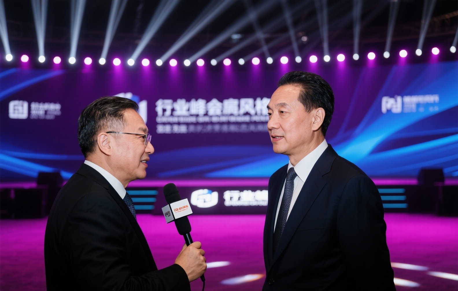 美元稳定币概念股崛起：投资数字黄金的新赛道与风险解析
